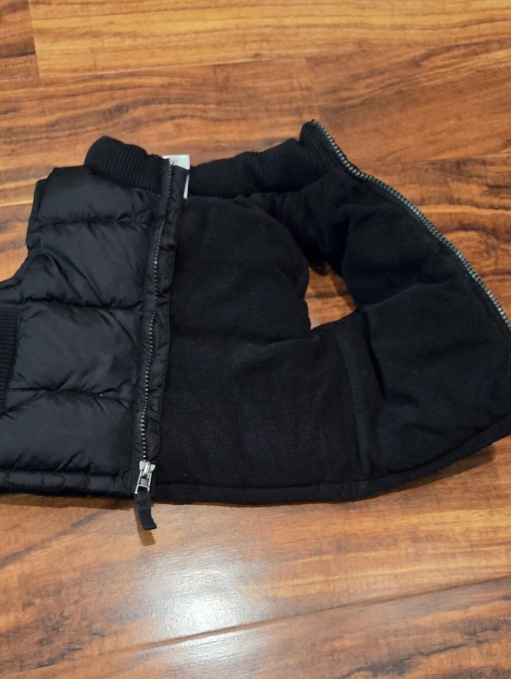 Gymboree EUC 6-12 Months Black Puffer Vest